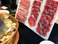 鲜切羊墙-铜来聚老北京涮肉(恒隆广场店)
