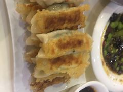 锅贴饺子-老三龙虾(汉阳杨泗庙店)