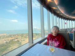 -黄金海景大酒店-旋转餐厅