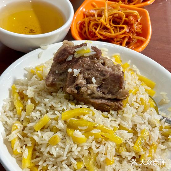 艾力扎提抓饭拉面馆(克孜都维路店)
