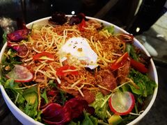 藜麦窝蛋沙拉-The Rug Cafe(王府中环店)