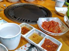 -唯成•韩国炭火烤肉 유성고기