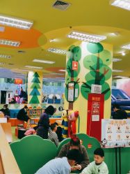 -莫莉幻想儿童乐园(三河燕郊永旺店)
