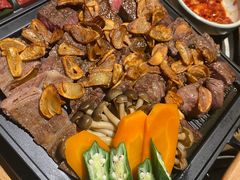 -炼火烤肉店