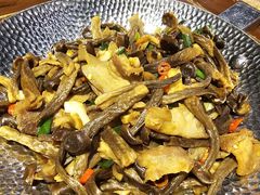 -雀舞云南菜(天津天河城购物中心店)