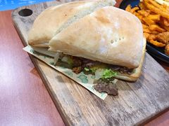 墨西哥风味牛小排配夏巴塔-魏斯理汉堡(西安沣东吾悦店)