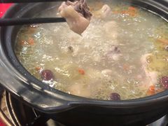 -濠轩阁特色生蚝火锅(水湾路店)