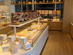 面包甜点陈列柜-好利来(世纪广场店)