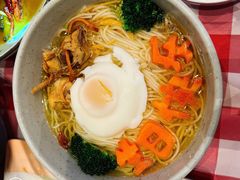 -贝贝龙虾·音乐餐厅(昌平东关店)
