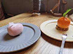 -小草莓·Little Strawberry