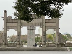 -鲁镇