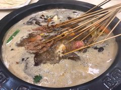 -宏姐串串香(宏伟路店)