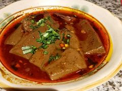 麻辣鸭血-南京大牌档(香港广场店)
