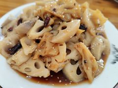 -美顺香食府鱼头老店(雪野湖店)