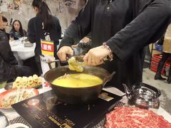 -鲜入围煮花胶鸡海鲜火锅