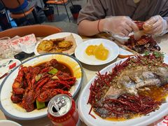 -杨氏青龙虾·吃蟹季(珠江路店)
