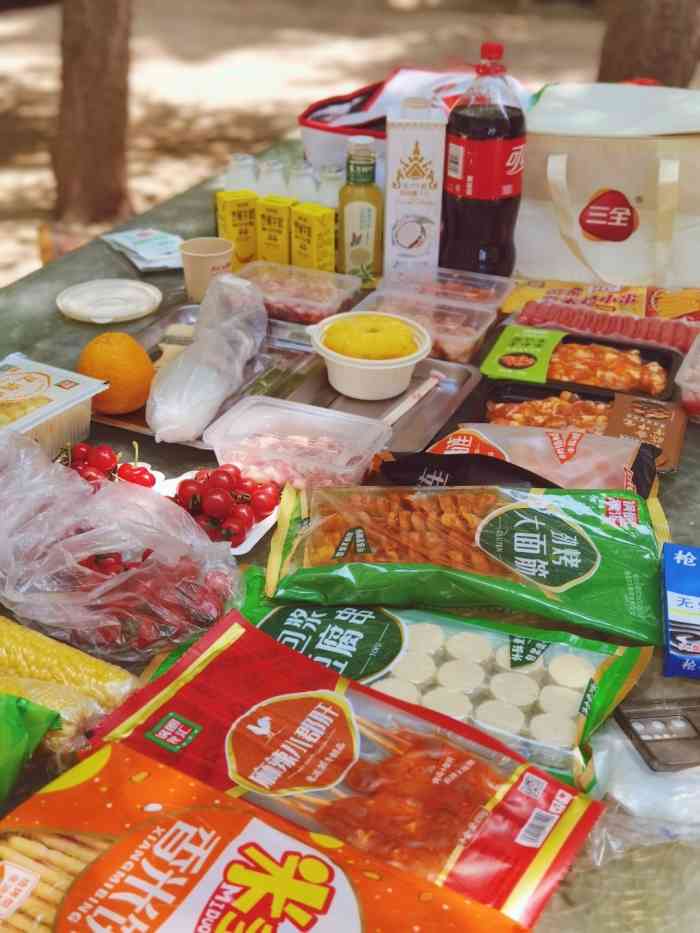 鹊华开心农场-"周末去的,前一天刚下了小雨有点阴天,整好.