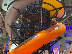 -嗨翻Hi-Fun竞技主题乐园·蹦床亲子生日轰趴(国光1937店)