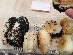 蟹壳黄-王家沙点心店(南京西路总店)