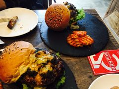 -HIGH FIVE哈福手工汉堡(桂林路店)