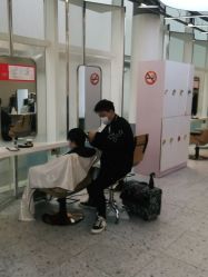 -PE SALON 
