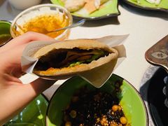 -一叶一世界·素食餐厅(锦华万达店)