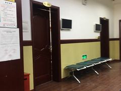 -上海市中医医院(石门路院区)