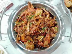 -凤凰路何眼镜香辣蟹(花果园店)