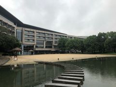 -上海佘山世茂艾美酒店