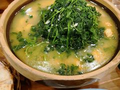蒜头炒秧草-丈母娘的饭局•新金陵菜(牛首山店)