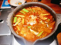 -夺欢喜贵州酸汤牛肉火锅(静安寺店)