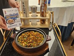 -品海楼·大连海胆锅贴馆(东港店)