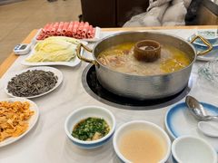 人参滋补鸡-朴小妹人参鸡汤火锅(长白山万达店)