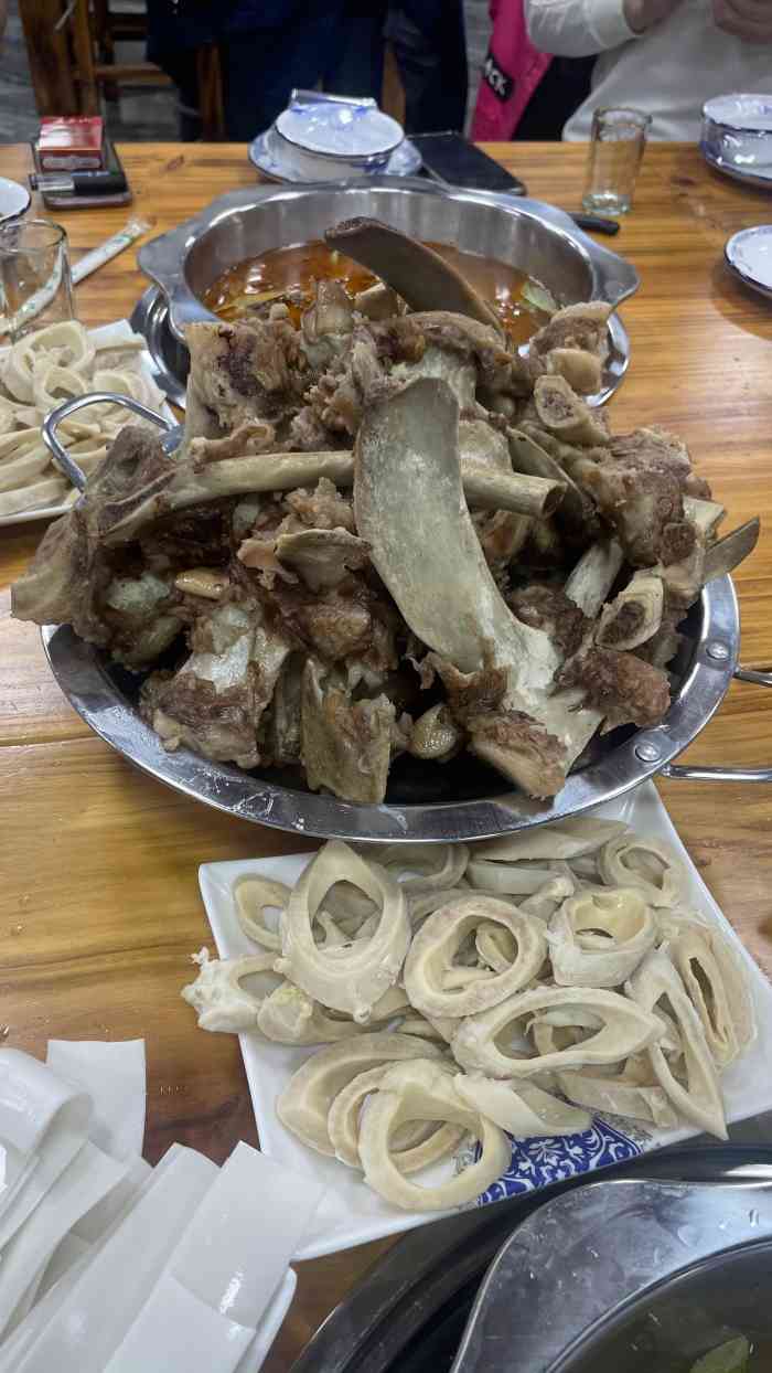 求阙斋牛骨头馆-"关注好久 终于有时间来打卡了位置很好找.