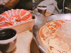 -湊湊火锅·茶憩(杭州湖滨银泰in77店)