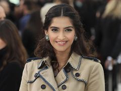 -环球国际影城(天鸿广场LUXE巨幕店)