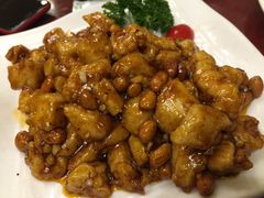-金牌餐厅·天津菜·八珍豆腐·老爆三(瓷房子店)