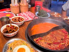 -萍姐火锅·公路夜市(武汉首店)