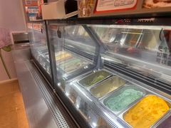 -极拉图·现制冰淇淋(大卫城店)