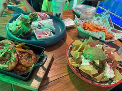 -Famous肥猫墨西哥音乐餐吧(五棵松华熙LIVE店)