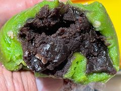 豆沙青团-许阿姨糕团店(南京总店)
