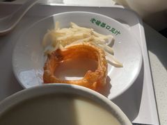 焦圈-老磁器口豆汁店(天坛店)