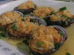 蒸鲍鱼-四川小胡子海鲜(丁村万人海鲜广场店)