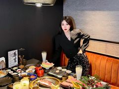 -铭牛烧肉·和牛海鲜自助(高新月牙湖店)