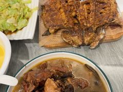 -何适山庄 ·可团建(水长城P2停车场店)