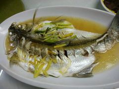 清蒸太湖白鱼-灵福缘私房菜·农家菜(拈花湾·灵山大佛必推店)