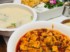 -梅利汴京烤鸭•开封豫菜地标店(东大街店)
