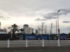 -汇泉广场