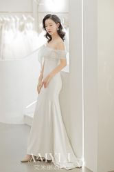 -艾米丽婚纱礼服