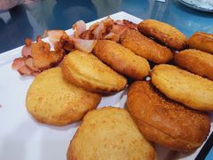 小饼碳烤肉-龙香居海鲜浑锅家常菜·特色驴肉